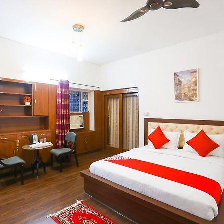 Oyo 62702 Golden Home Stay Нью-Делі Екстер'єр фото